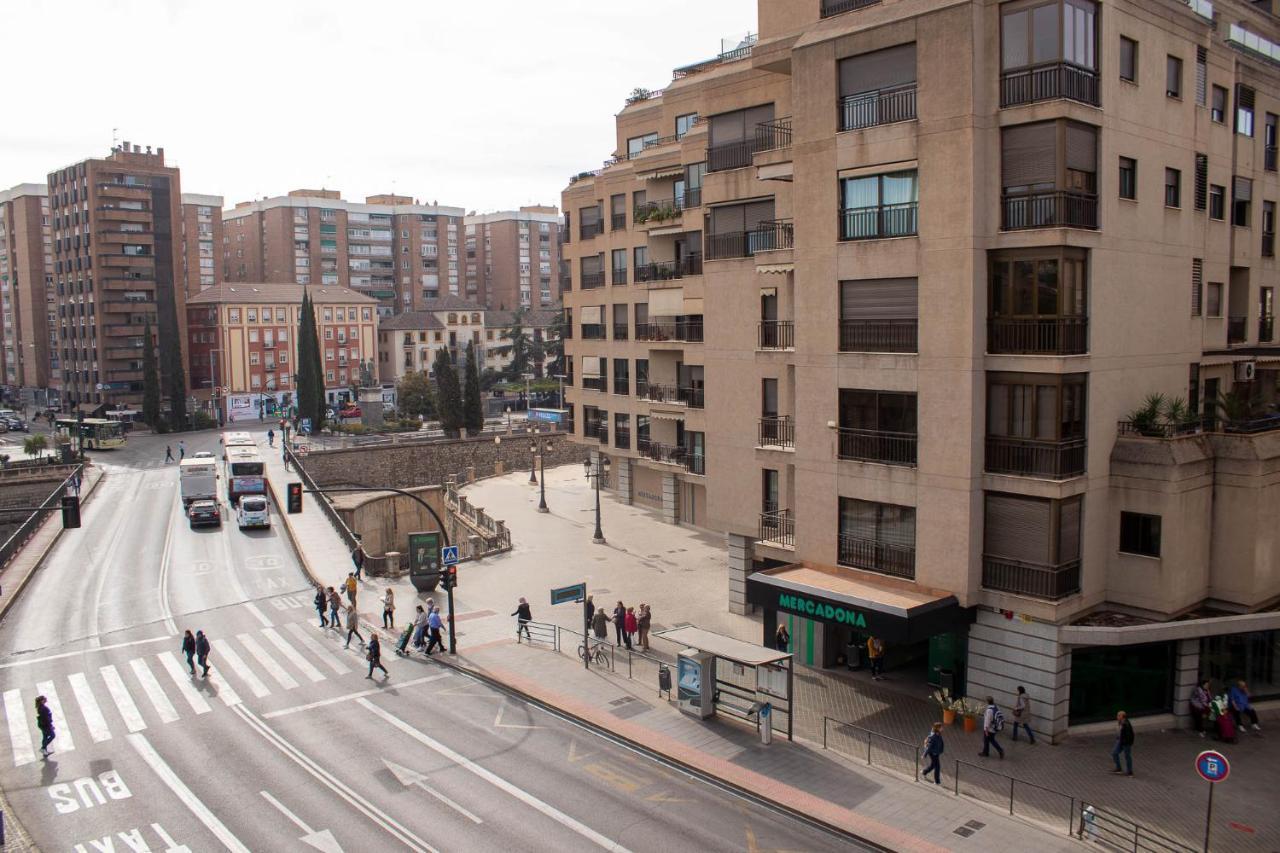 Maravilloso Piso En El Corazon De Granada Bagian luar foto