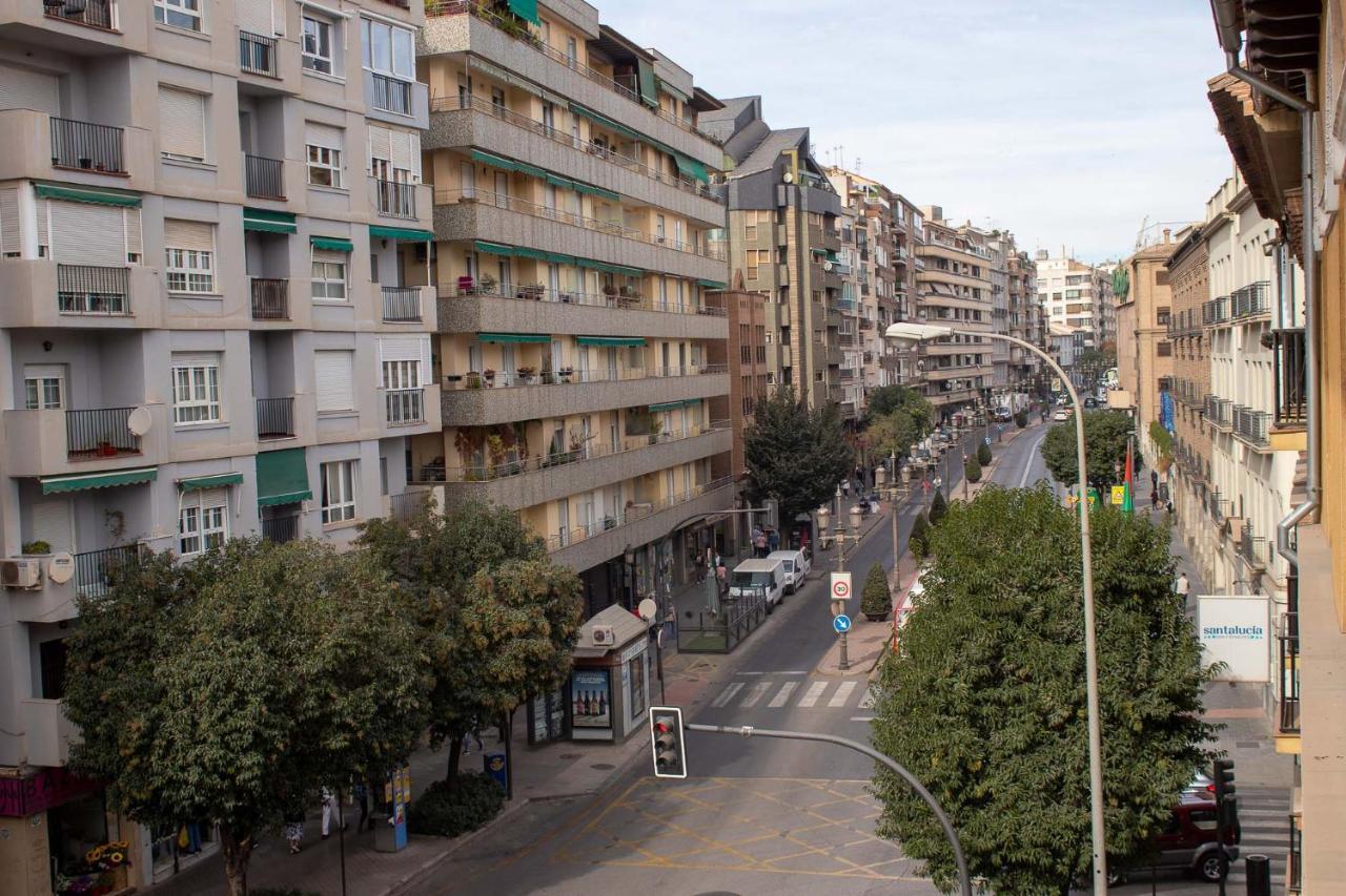 Maravilloso Piso En El Corazon De Granada Bagian luar foto